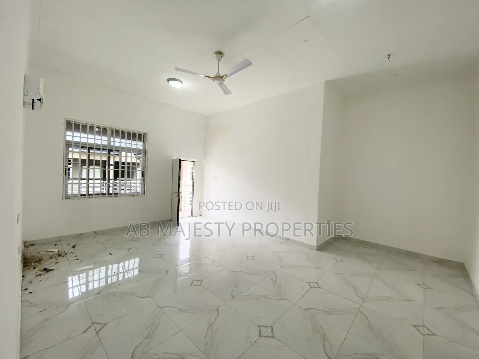 2bdrm Apartment in Ab Majesty, School Junction for rent