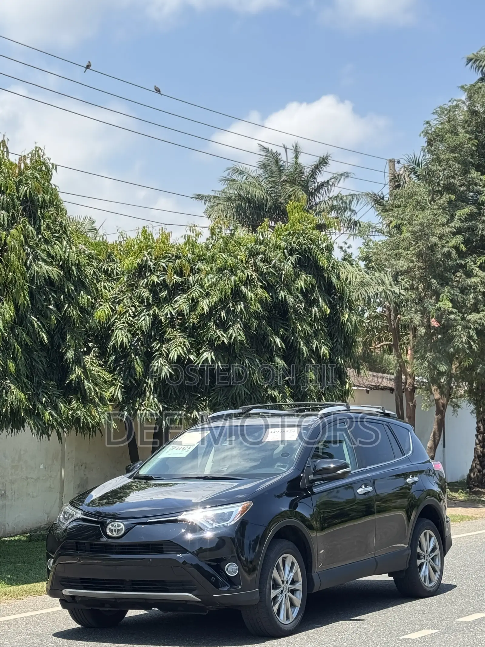 Toyota RAV4 Limited AWD (2.5L 4cyl 6A) 2017 Black