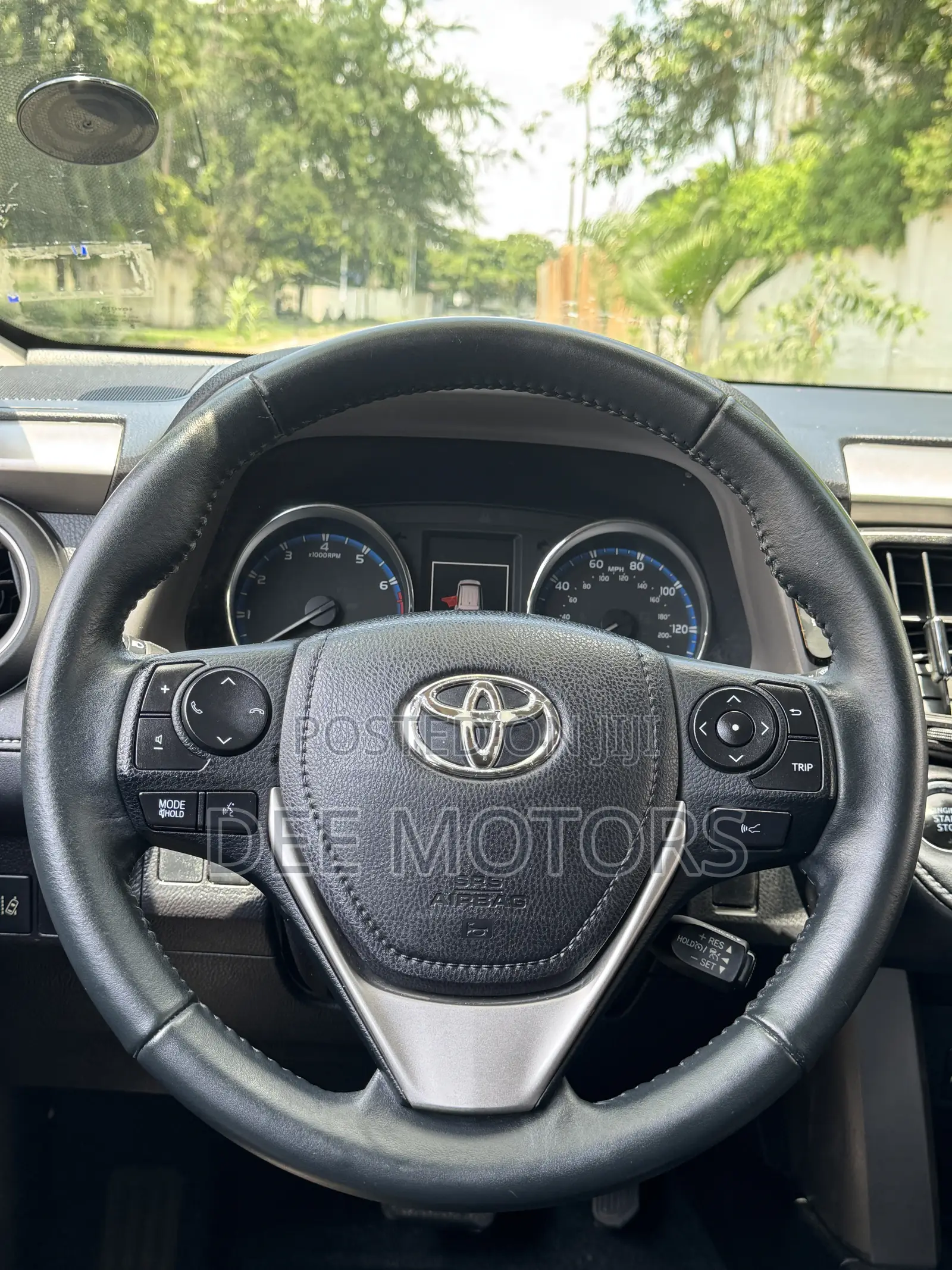 Toyota RAV4 Limited AWD (2.5L 4cyl 6A) 2017 Black