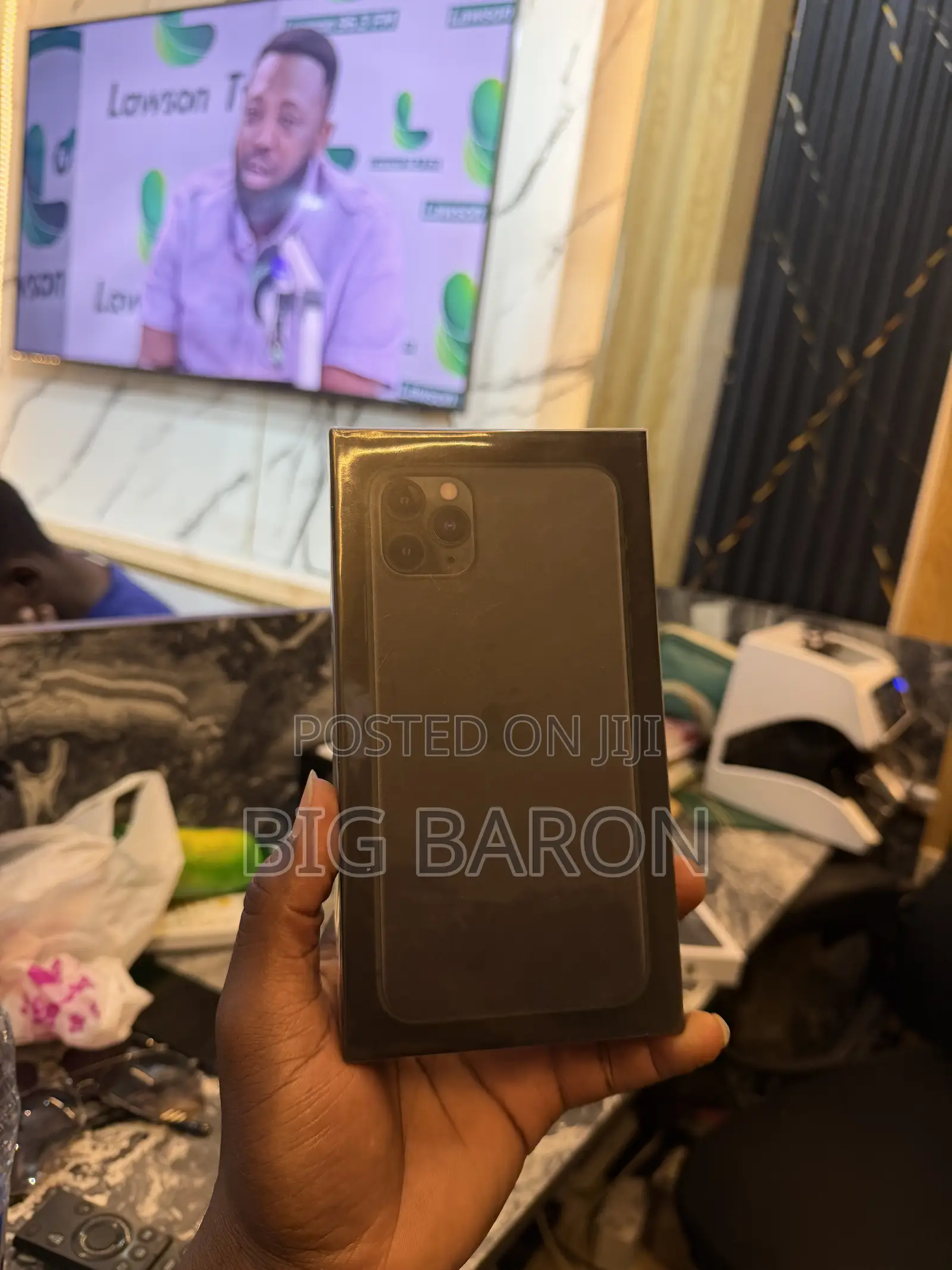 Apple iPhone 11 Pro Max 64 GB Green
