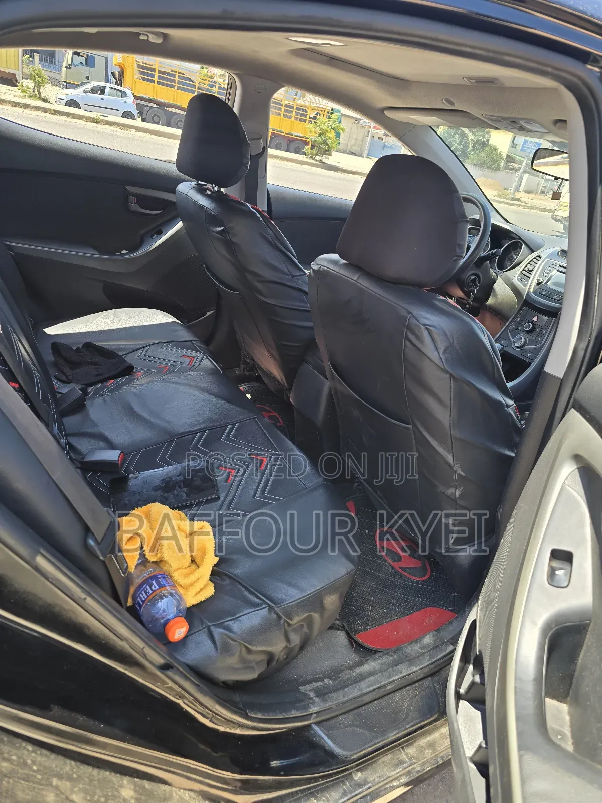 Hyundai Elantra Limited Sedan FWD (1.8L 4cyl 6A) 2016 Black