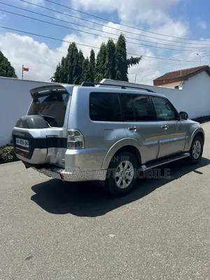 Mitsubishi Pajero V80 3.8 V6 GLS 2016 Silver