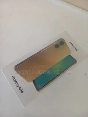 New Samsung Galaxy A06 64 GB Gold