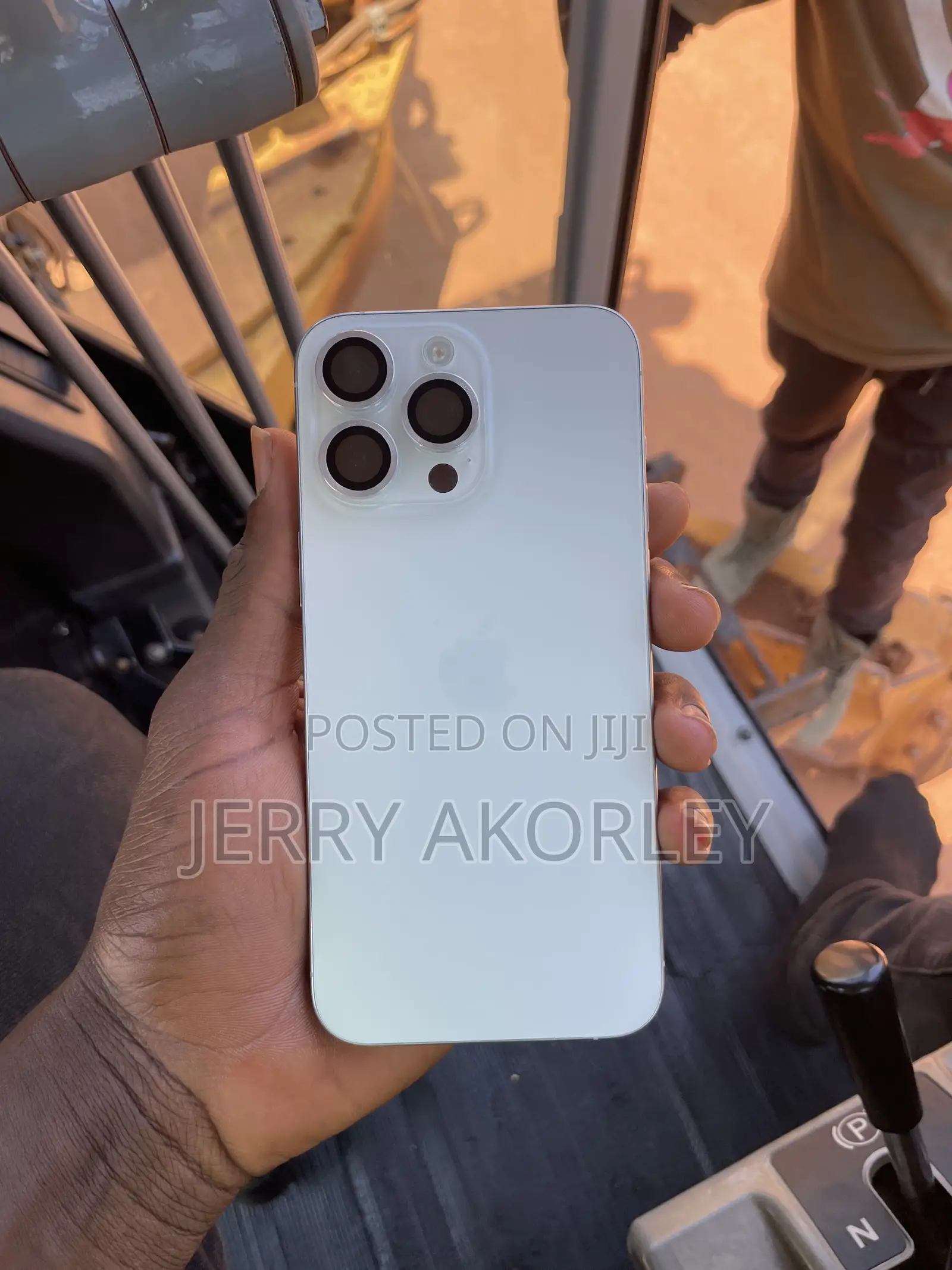 Apple iPhone 15 Pro Max 256 GB White
