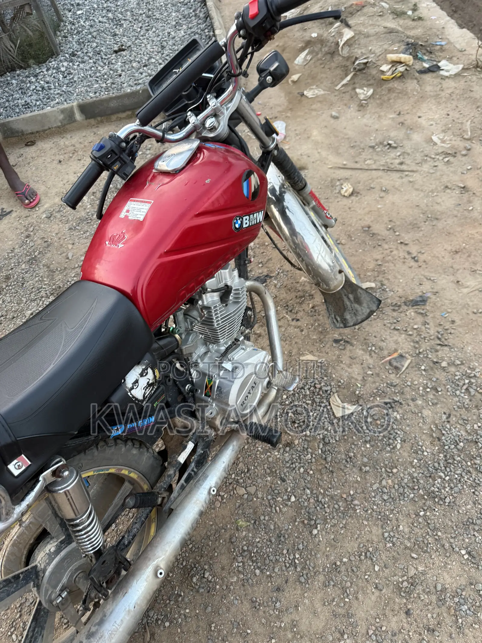 Royal Motorcycle 2025 Red