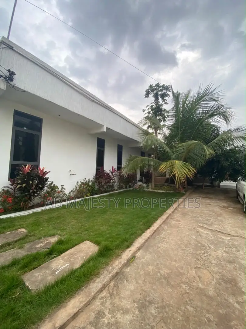 1bdrm Apartment in Ab Majesty, Lake Side Estate for rent