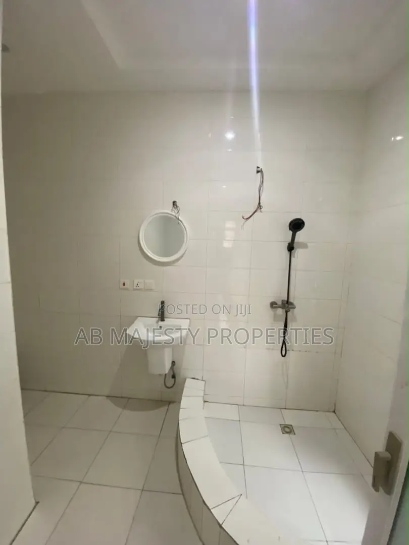 1bdrm Apartment in Ab Majesty, Lake Side Estate for rent