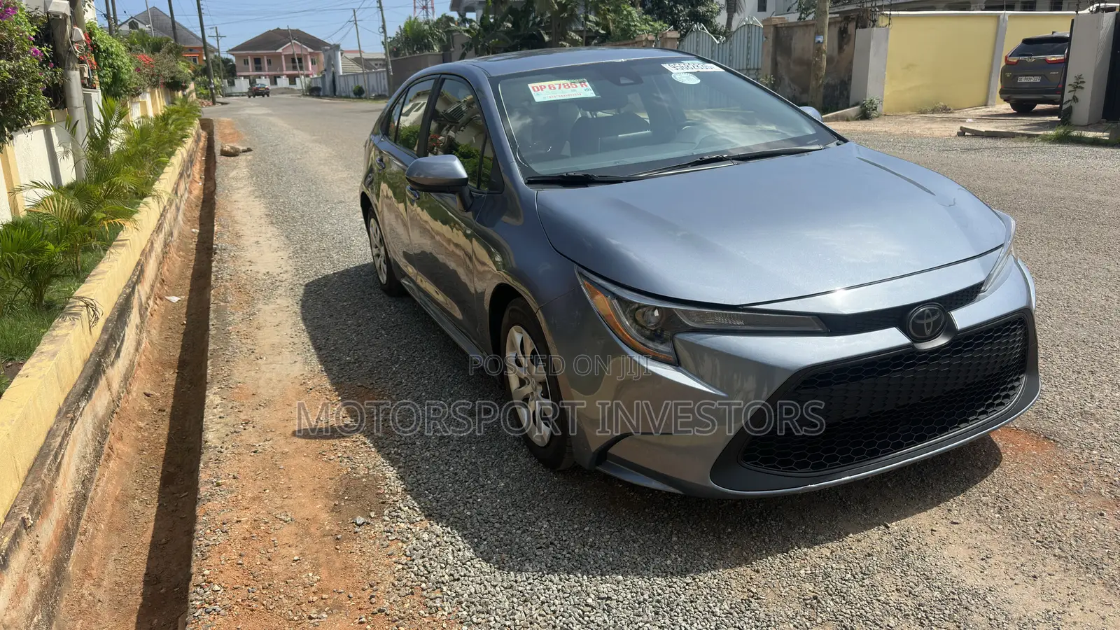 Toyota Corolla LE 2021 Silver