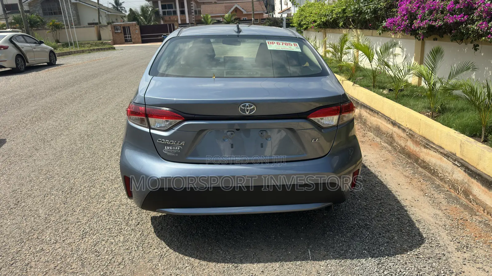 Toyota Corolla LE 2021 Silver