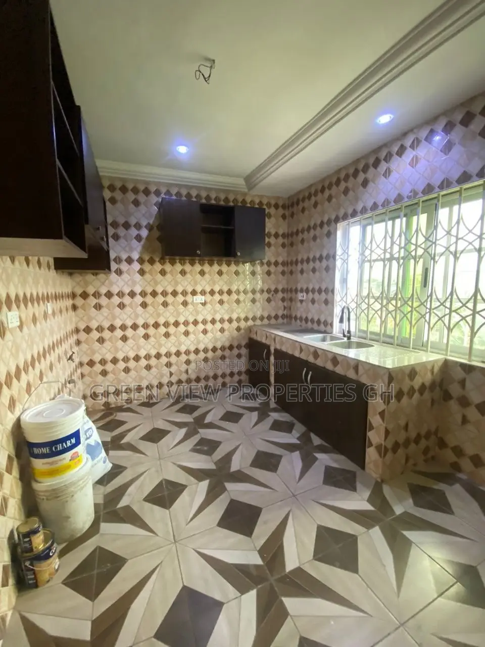 3bdrm Apartment in Tseaddo for rent