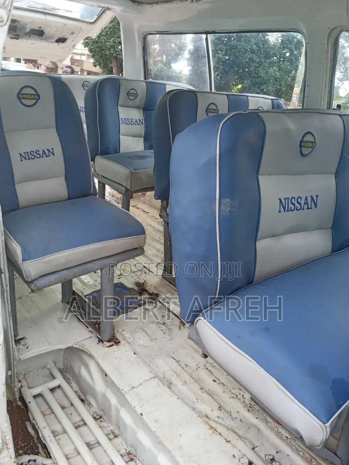 Nissan Caravan (Urvan) 2010 White