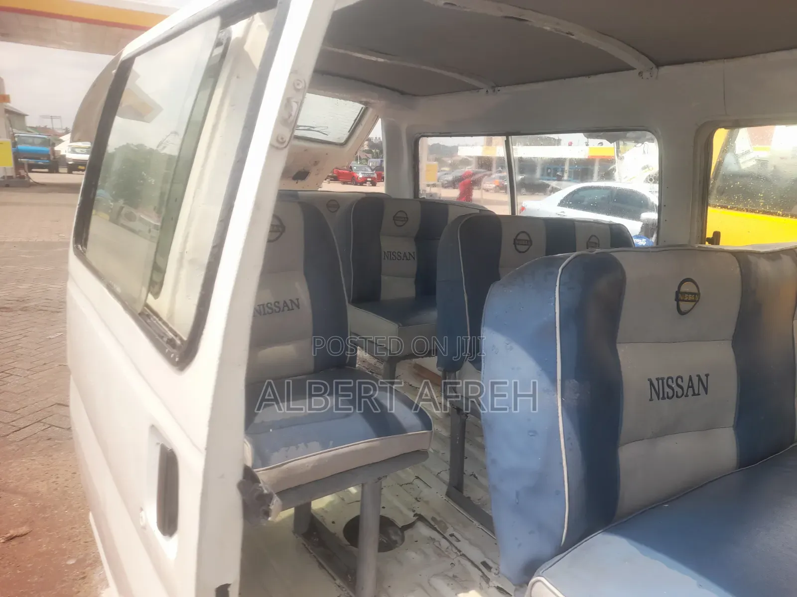 Nissan Caravan (Urvan) 2010 White