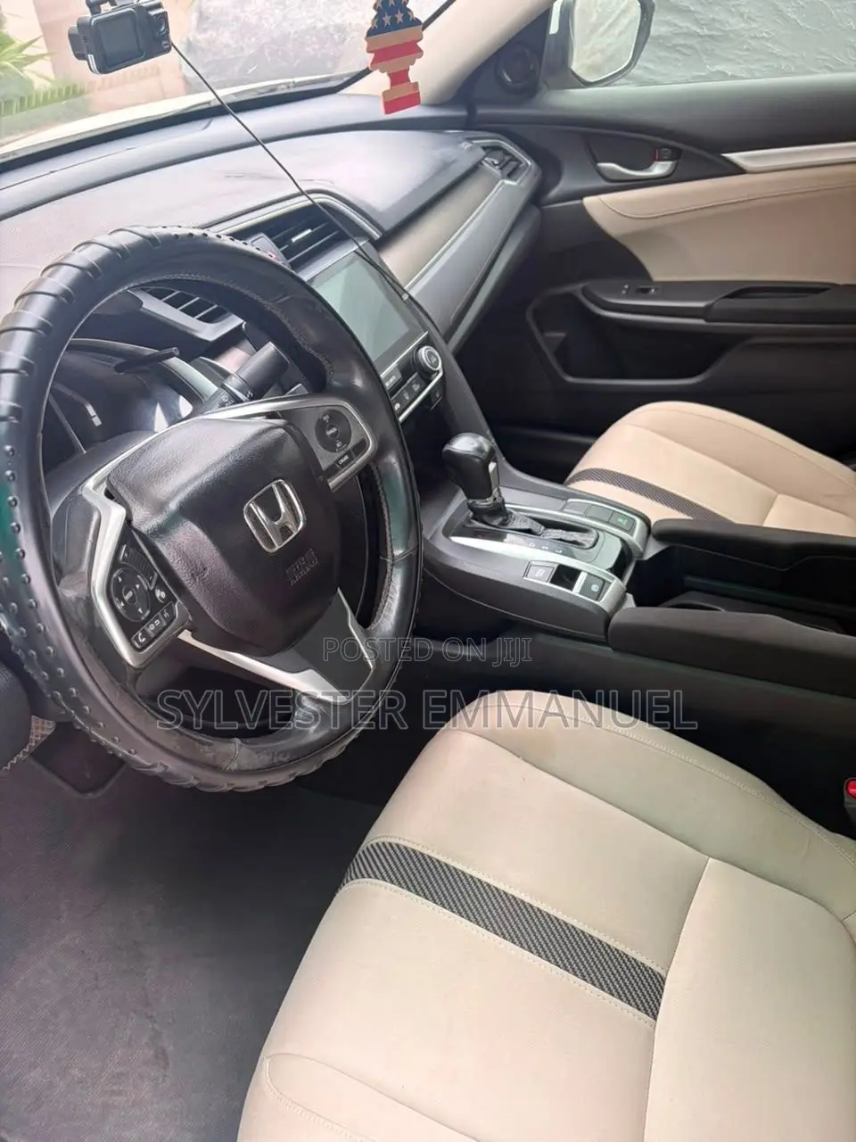 Honda Civic EX Hatchback 2019 White