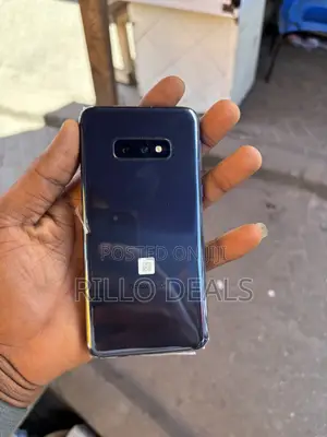 Samsung Galaxy S10e 128 GB Black