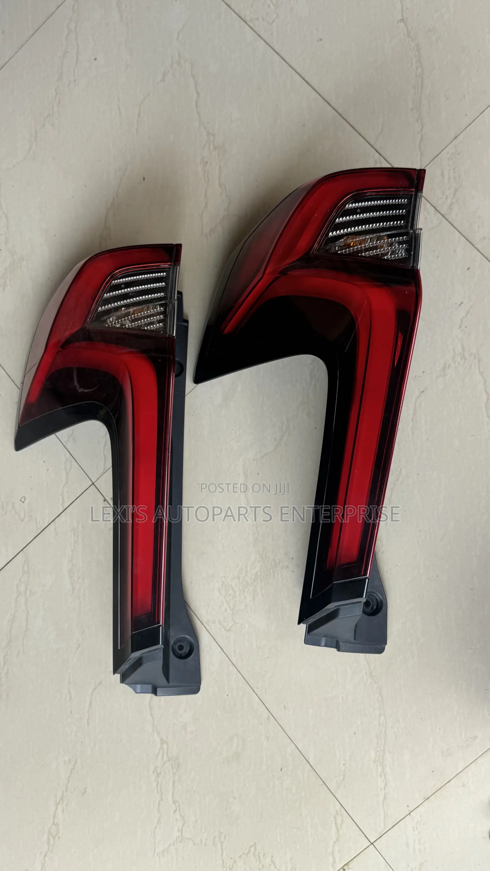 Honda CRV 2023,2024,2025 Tailgate Available