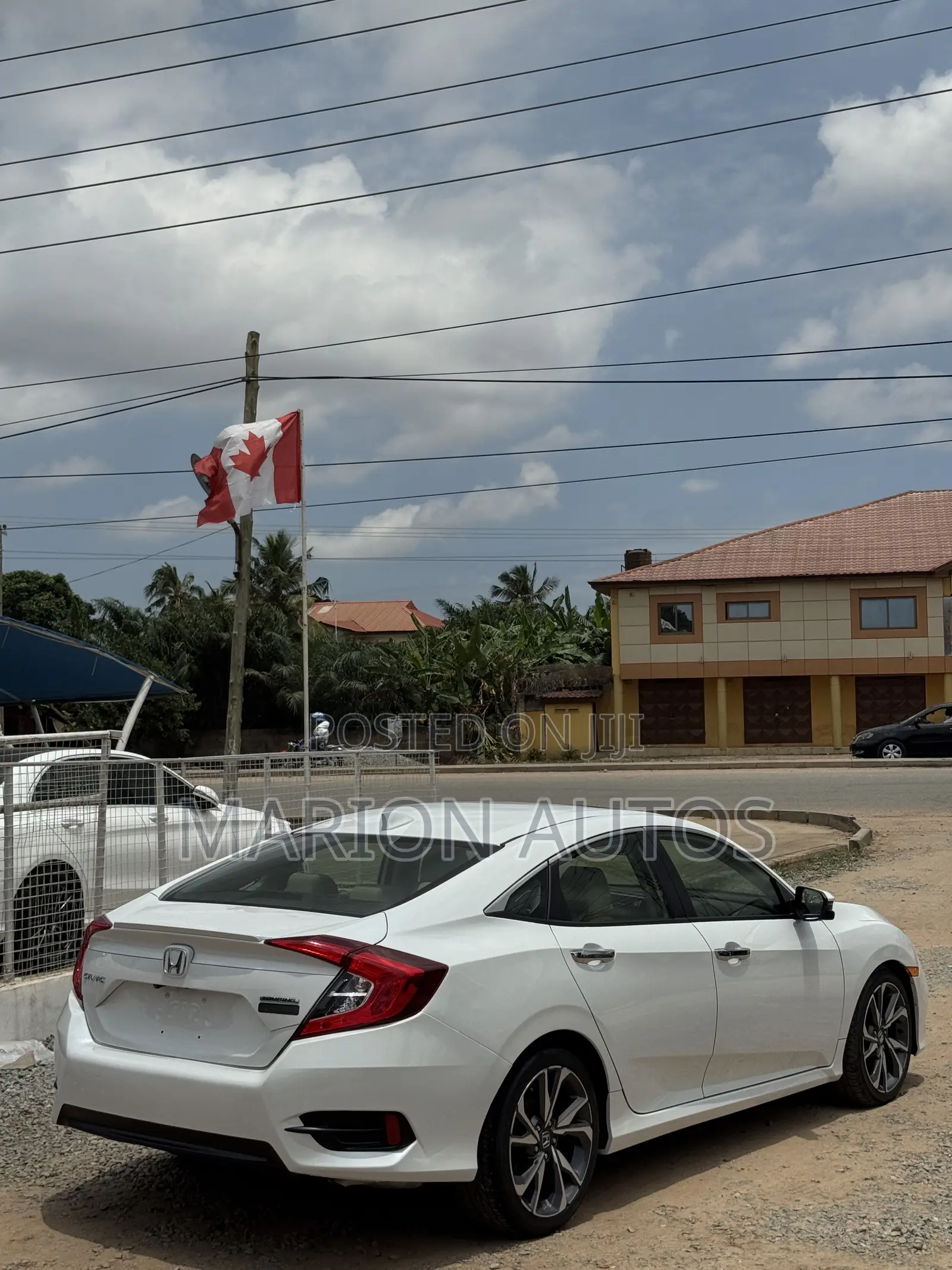 Honda Civic Touring Sedan 2019 White
