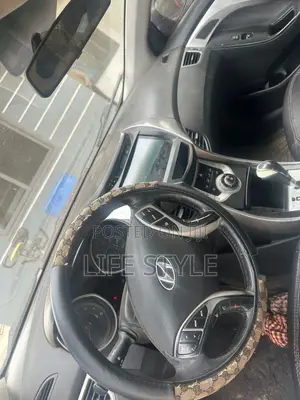Hyundai Elantra 2013 Black