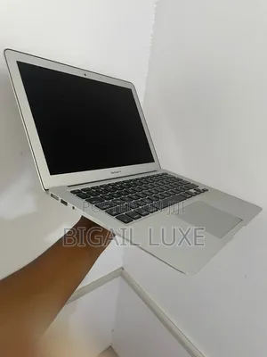 Laptop Apple MacBook Air 16GB Intel Core i7 SSD 256GB