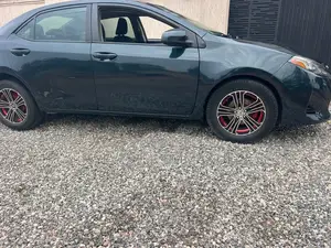 Toyota Corolla LE 4dr Sedan (1.8L 4cyl CVT) 2017 Blue