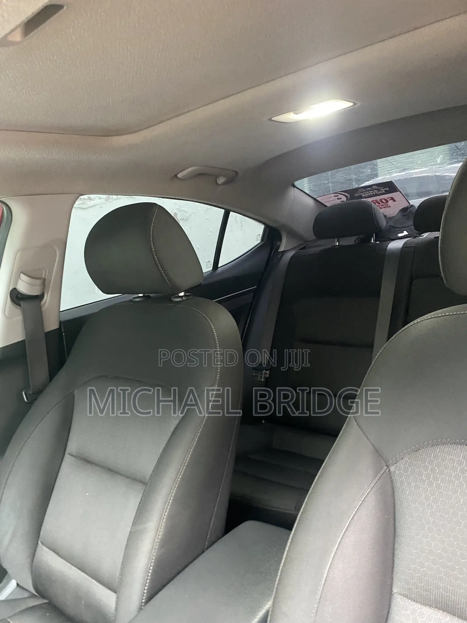 Hyundai Elantra 2017 Red