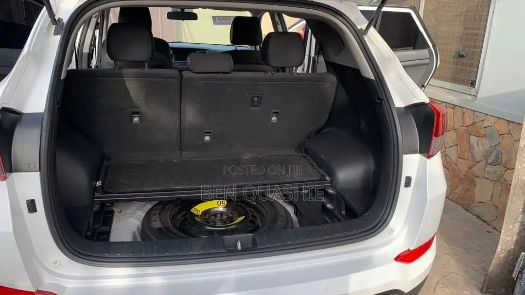 Hyundai Tucson SE AWD 2018 White