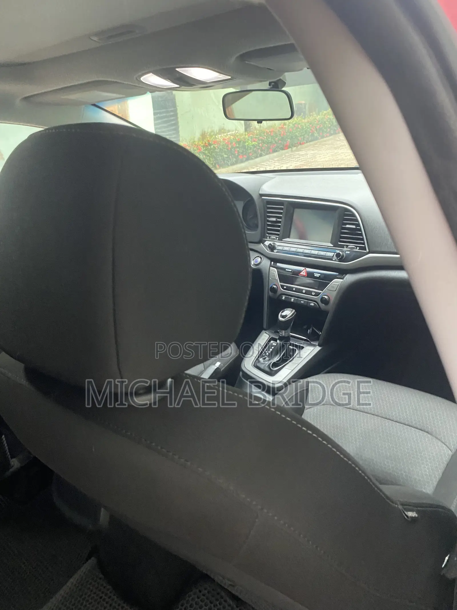 Hyundai Elantra 2017 Red
