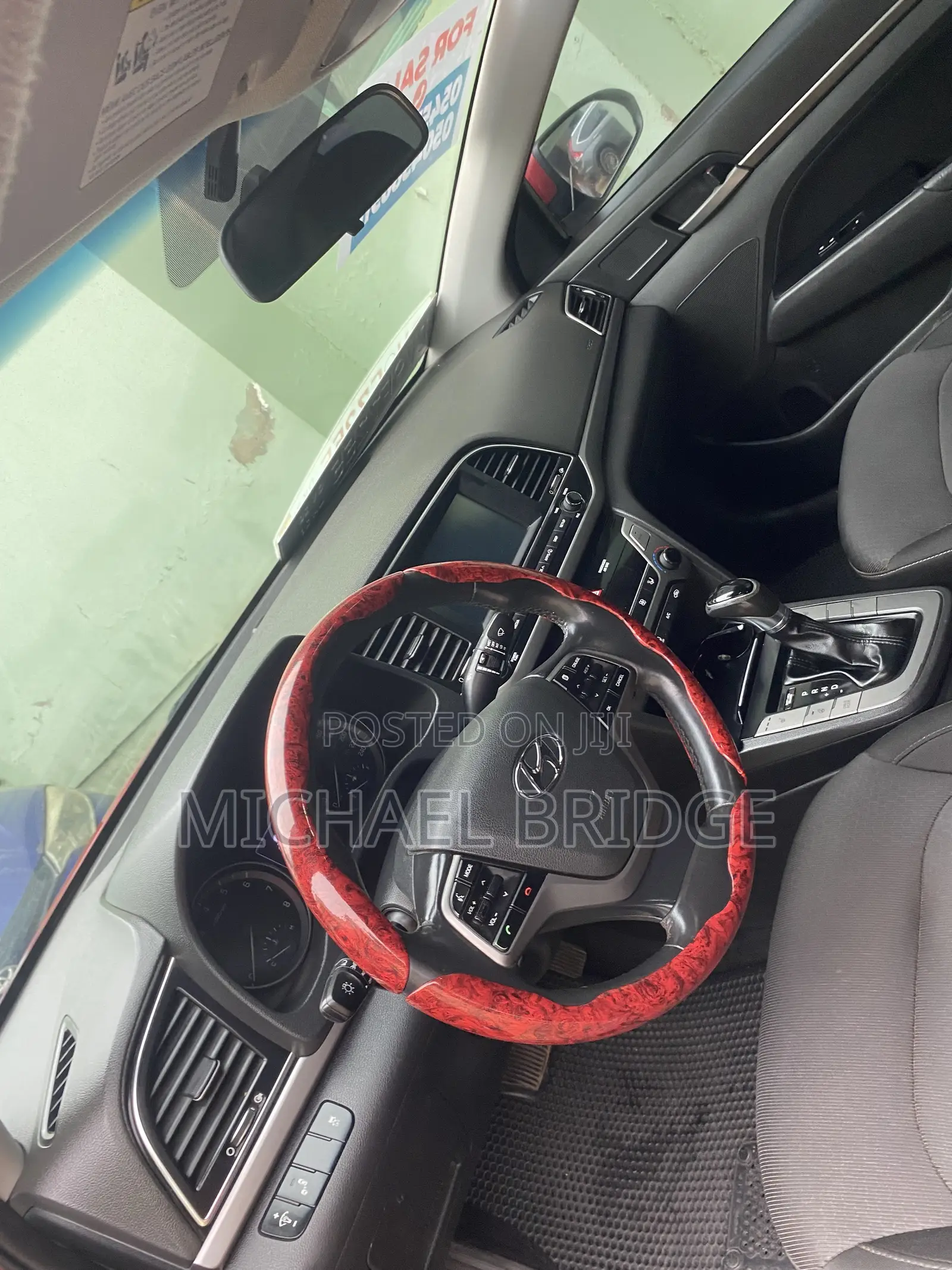 Hyundai Elantra 2017 Red