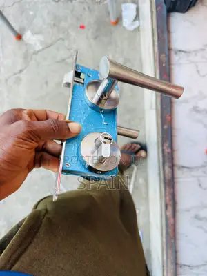 Heavy Duty Door Lock With Handle Locks