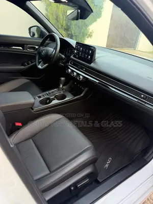 Honda Civic 2025 White