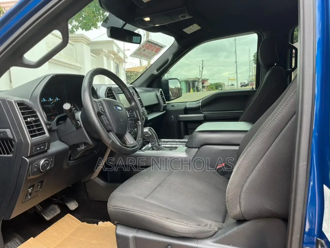 Ford F-150 2019 Blue