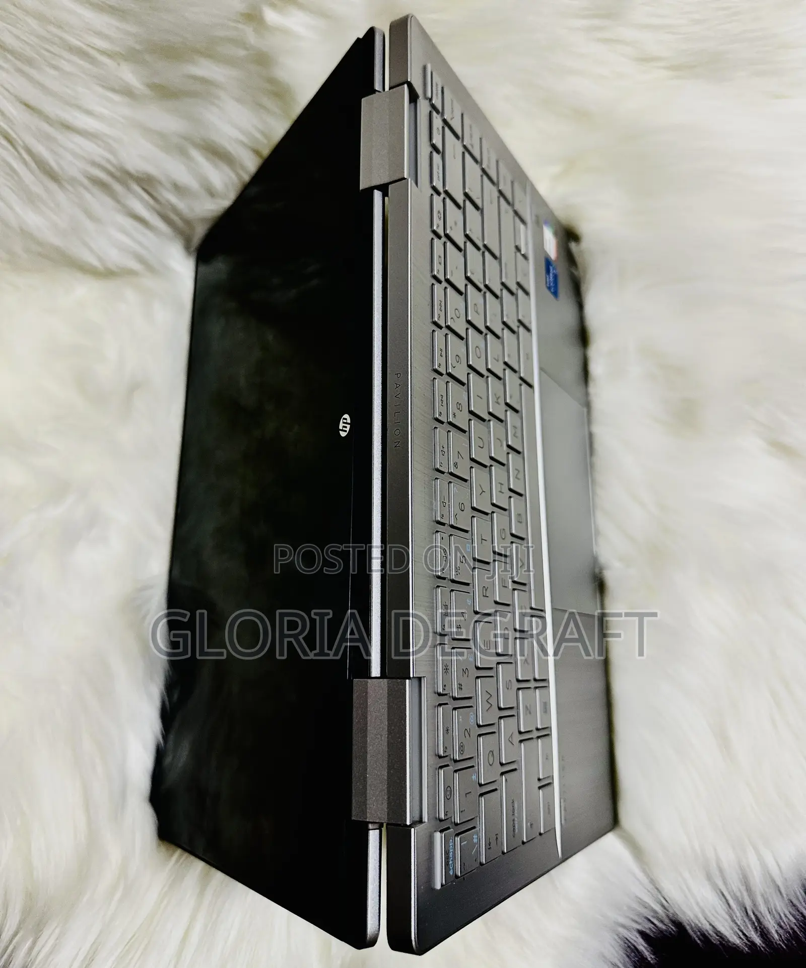 New Laptop HP Pavilion 14 x360 2-in-1 8GB Intel Core i5 SSD 512GB