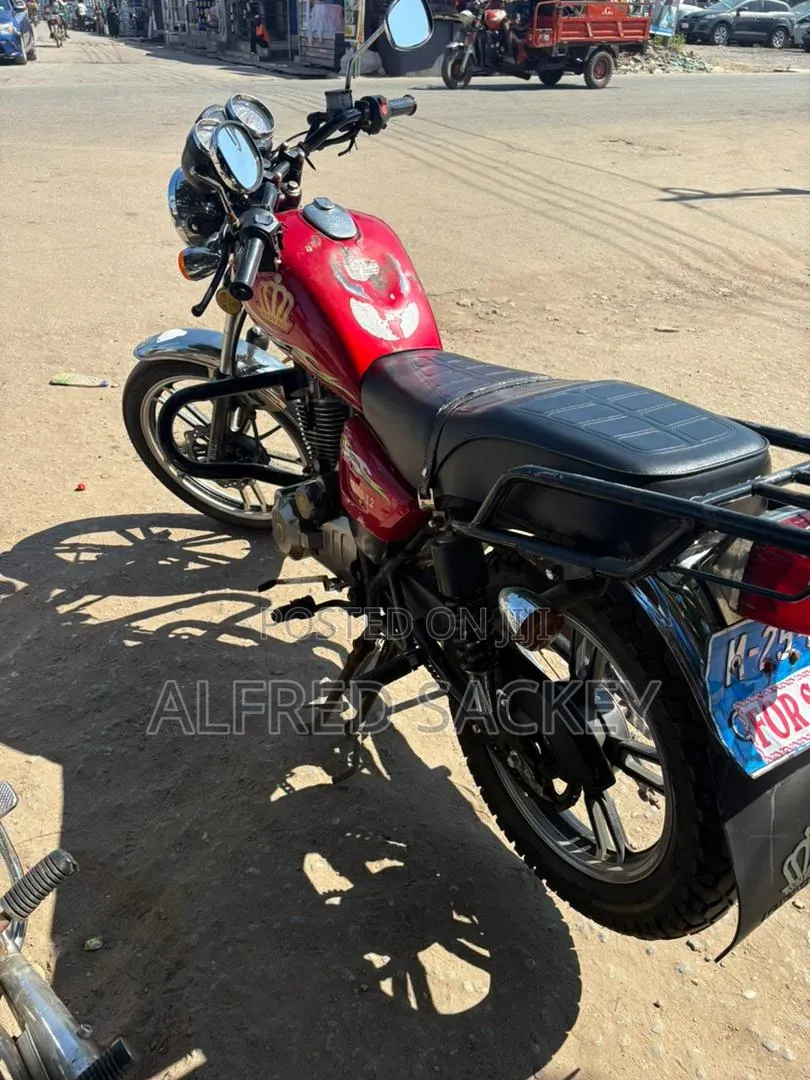 Royal RY150 2025 Red