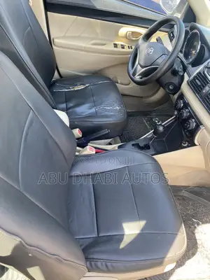 Toyota Yaris 2018 Blue