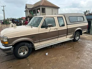 Ford F-150 1992 Brown