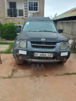 Nissan Xterra 2002 Black