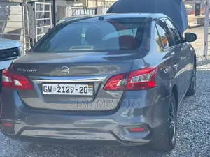 Nissan Sentra S 2018 Gray