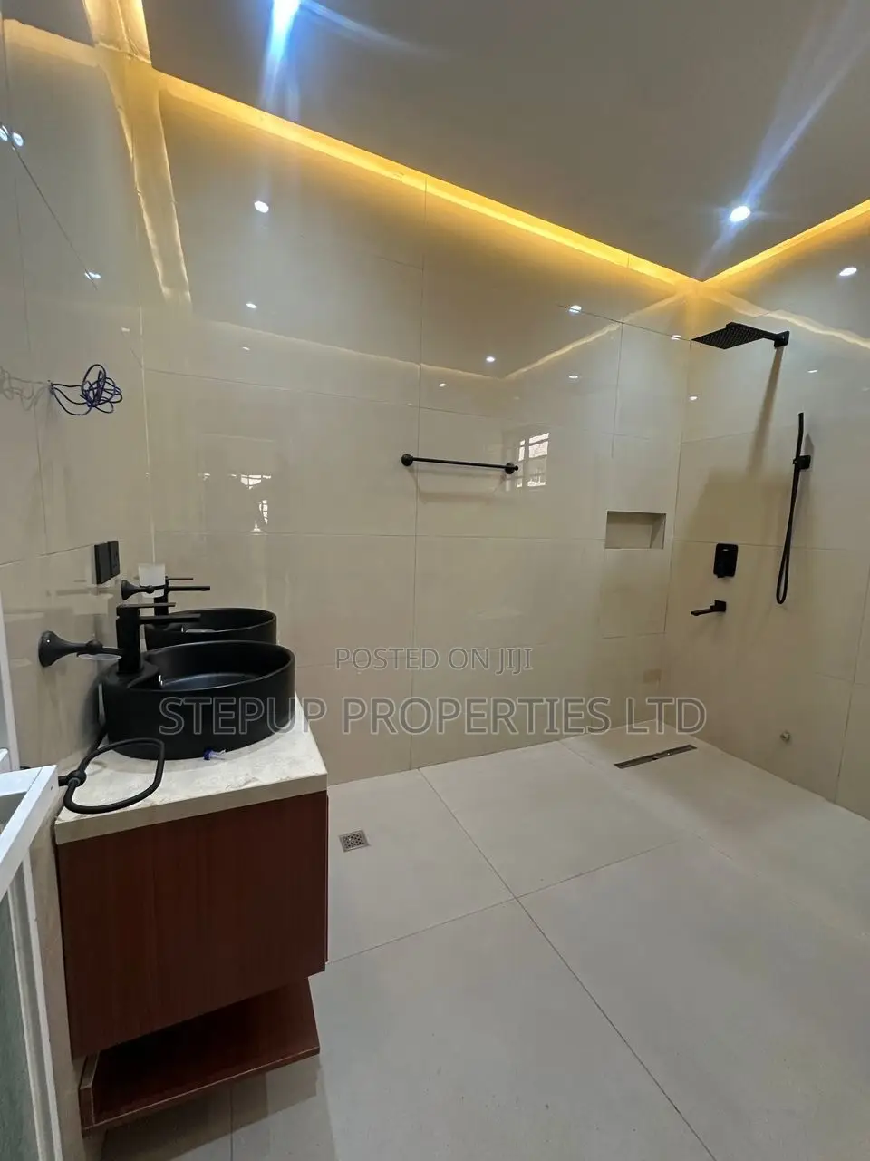 3bdrm House in East Legon Hills for sale