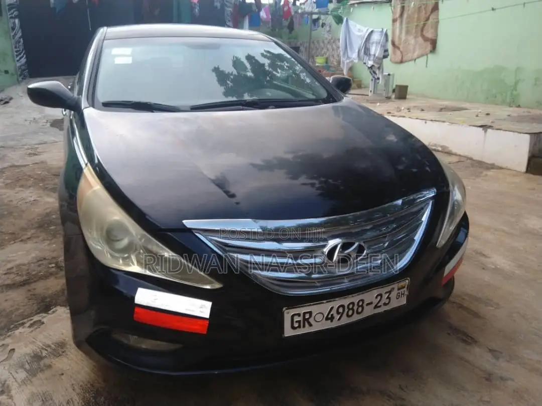 Hyundai Sonata SE 2.0T Sedan FWD (2.0L 4cyl 6A) 2011 Black
