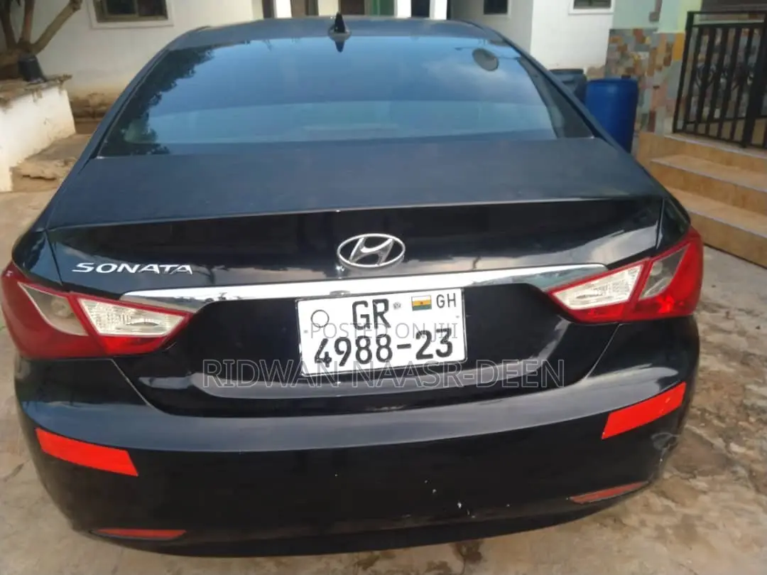 Hyundai Sonata SE 2.0T Sedan FWD (2.0L 4cyl 6A) 2011 Black
