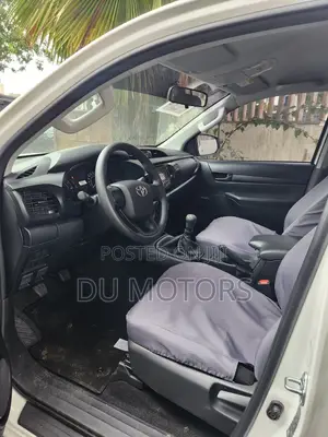 New Toyota Hilux 2025 White