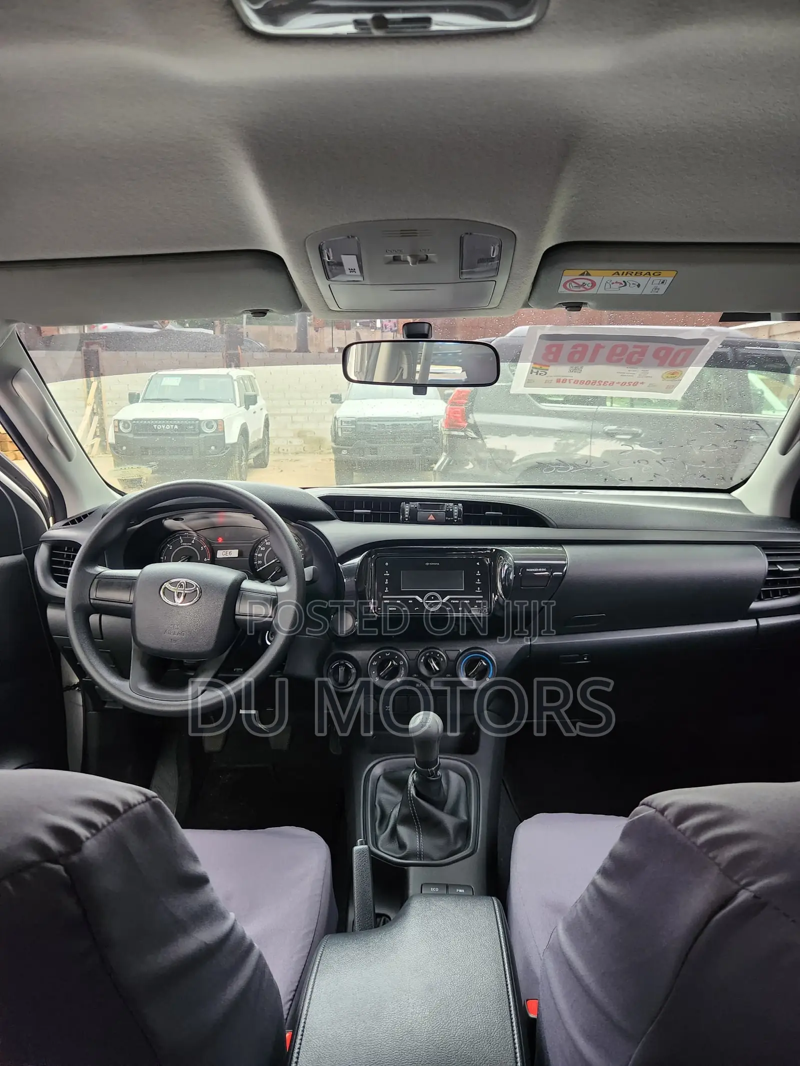 New Toyota Hilux 2025 White