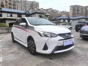 Toyota Yaris 2017 White