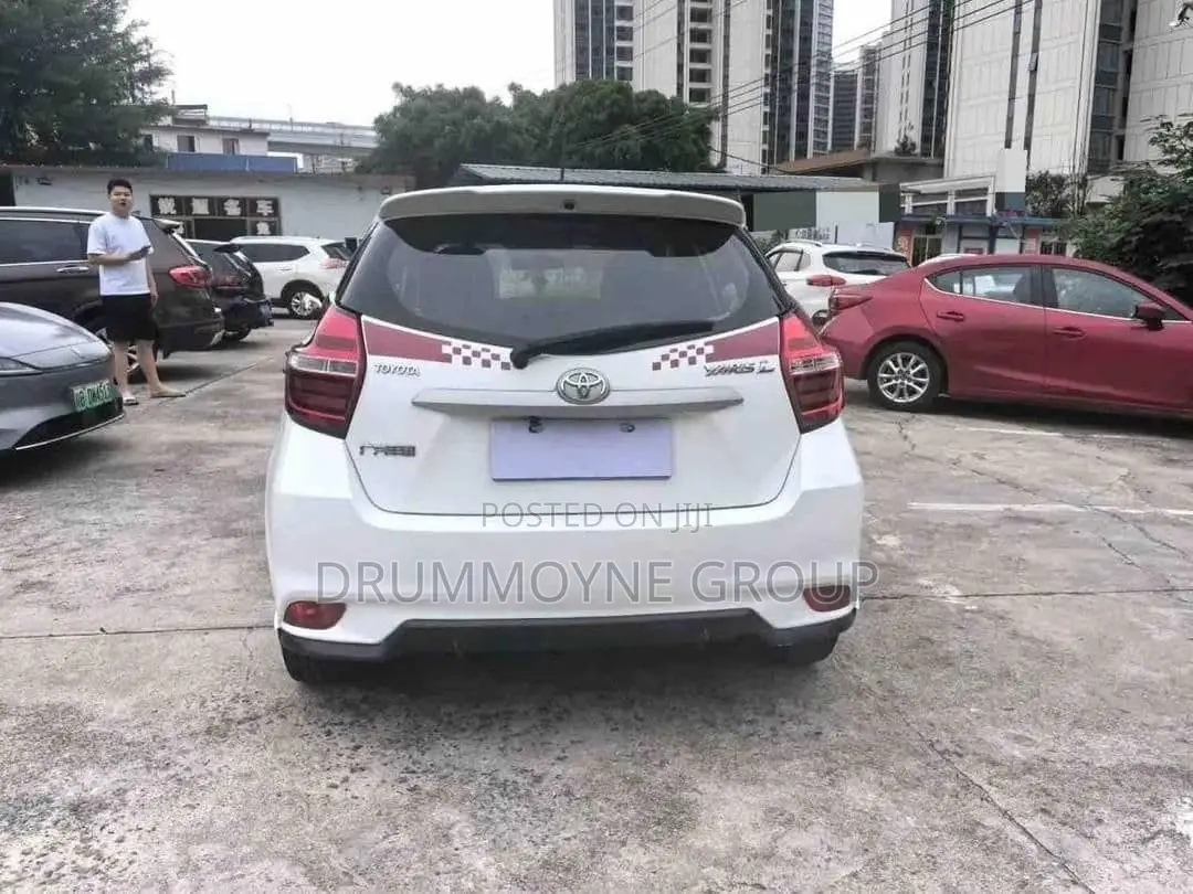 Toyota Yaris 2017 White