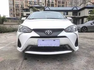 Toyota Yaris 2017 White