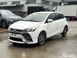 Toyota Yaris 2018 White