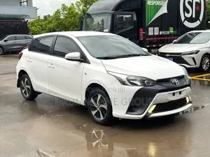 Toyota Yaris 2018 White