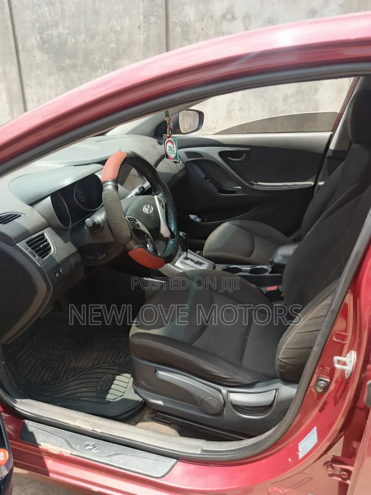 Hyundai Elantra 2013 Red
