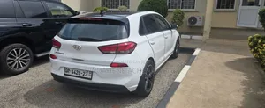 Hyundai Elantra 2018 White