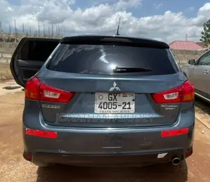 Mitsubishi Outlander 2013 Green