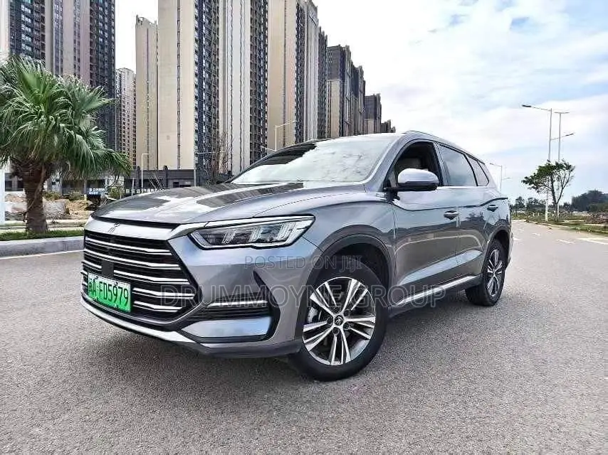 BYD Song Plus 2022 Gray